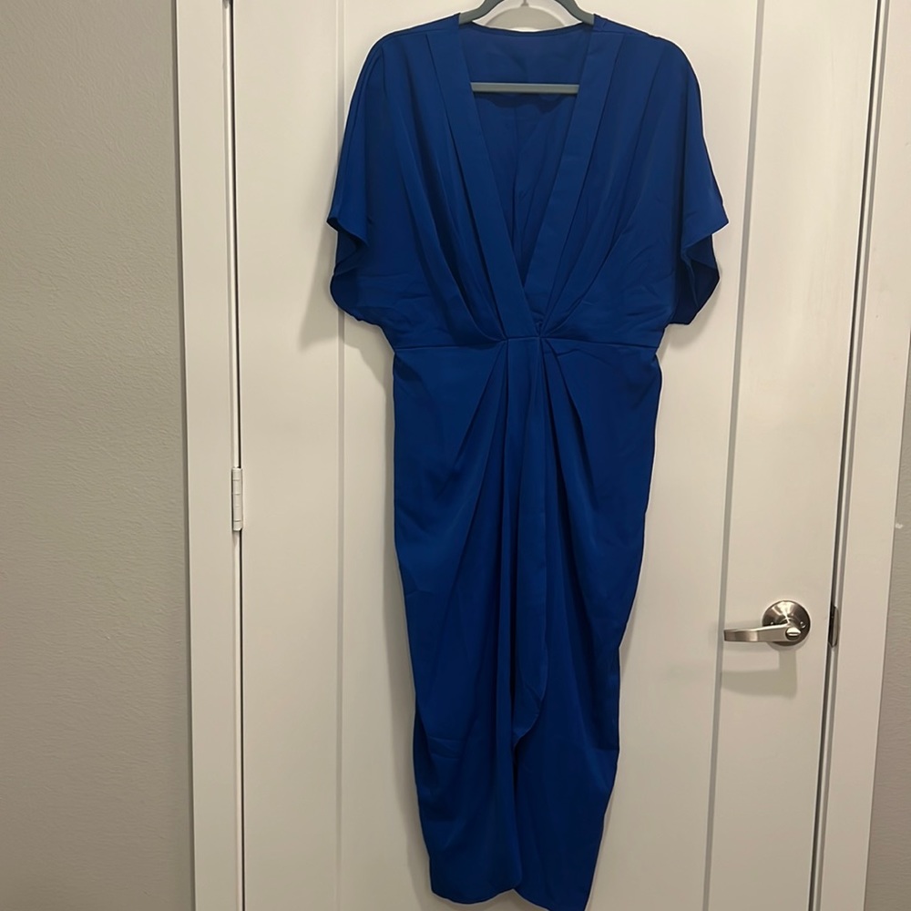 Plunging Neck Batwing Sleeve Wrap Dress